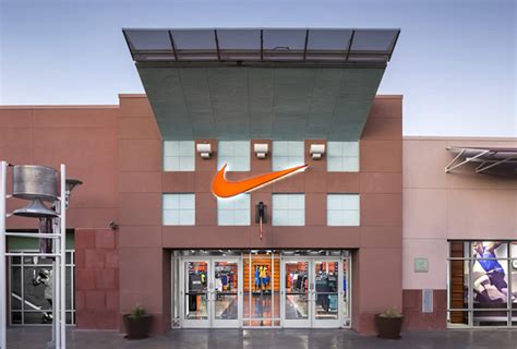 nike air schuhe outlet|Nike Factory Stores.